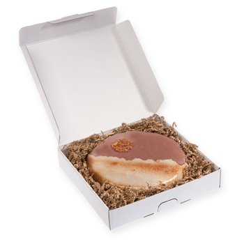 Abgeflämmte L Schokotorte in Mailingkartonage