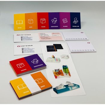 Leporello seitlich zum Öffnen - Haftnotizen + Leaflet