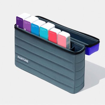 PANTONE Essentials 