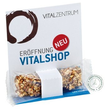 Schoko-Vollkorn-Müsliriegel mit Displaykarte